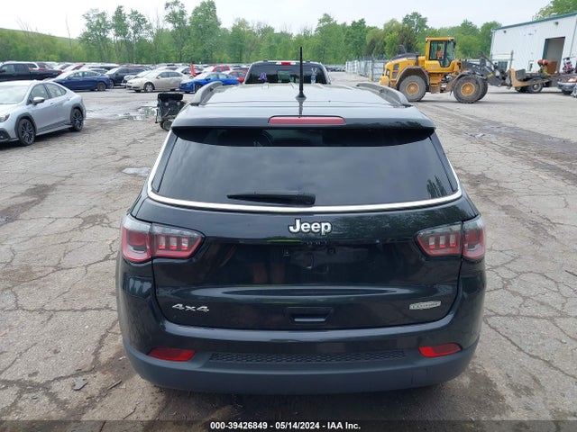 Jeep Compass Latitude 4x4 2018 3C4NJDBB1JT345101 Image 16