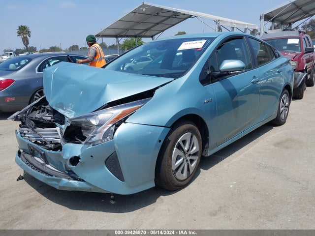 Toyota Prius Two 2017 JTDKBRFU6H3053071 Image 2