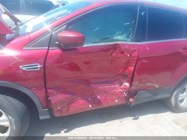1FMCU9GX9GUB39616 Ford ESCAPE SE