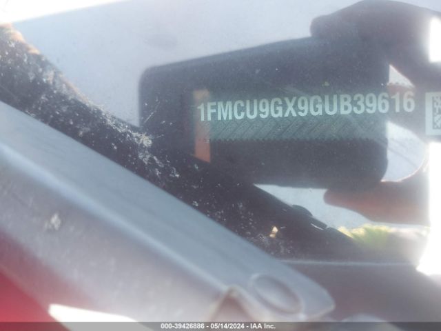 1FMCU9GX9GUB39616 Ford ESCAPE SE