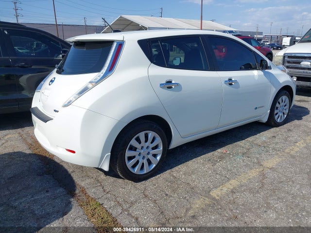 Nissan LEAF S 2017 1N4BZ0CP3HC306696 Image 4