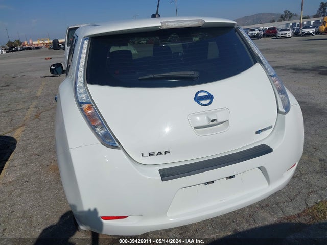 Nissan LEAF S 2017 1N4BZ0CP3HC306696 Image 6