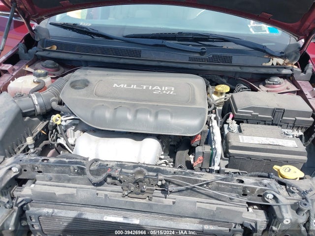 1C3CCCAB9FN561982 Chrysler 200 Limited