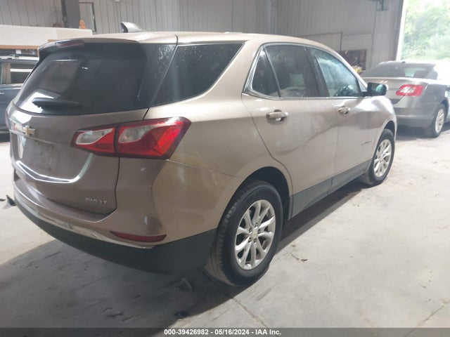 Chevrolet EQUINOX LT 2018 2GNAXSEVXJ6235540 Image 4