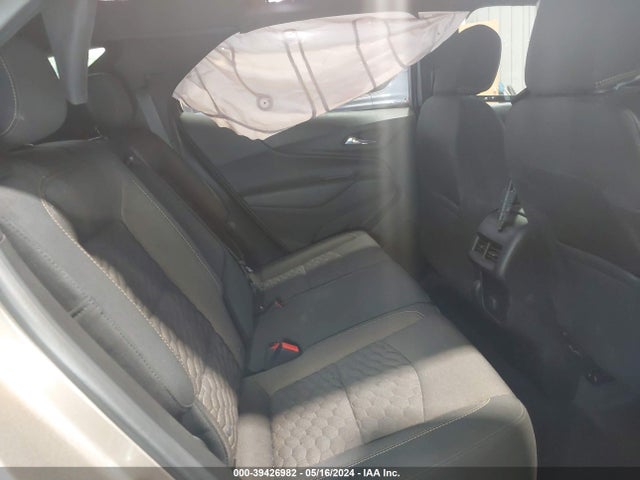 Chevrolet EQUINOX LT 2018 2GNAXSEVXJ6235540 Image 8
