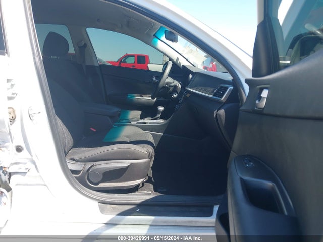 KIA Optima Lx 2019 5XXGT4L33KG344524 Image 5