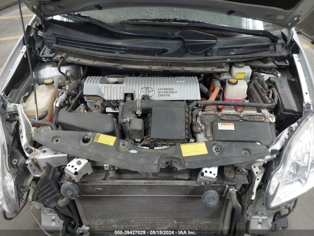 Toyota Prius Three 2014 JTDKN3DU5E1779275 Image 10