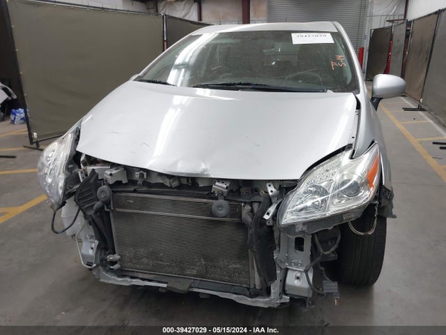 Toyota Prius Three 2014 JTDKN3DU5E1779275 Image 12
