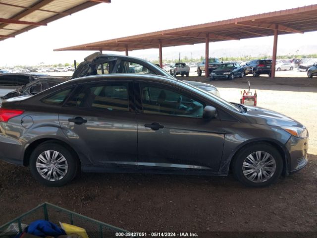 1FADP3E24HL203725 Ford FOCUS S