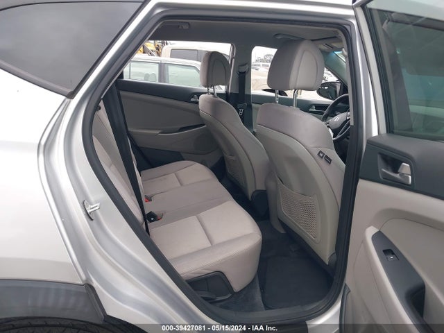 Hyundai TUCSON SE 2018 KM8J23A49JU664742 Image 8