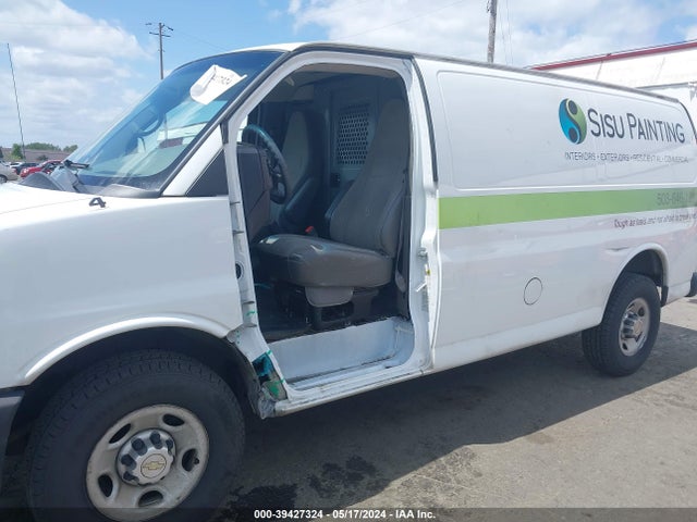Chevrolet Express 2500 Work Van 2014 1GCWGFCA5E1143458 Image 6