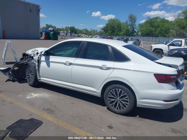 3VWN57BU1MM052396 Volkswagen Jetta 1.4t R-line/1.4t S