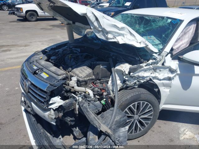 3VWN57BU1MM052396 Volkswagen Jetta 1.4t R-line/1.4t S