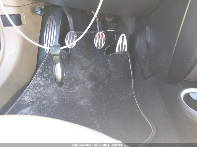 2008 MINI COOPER S WMWMF73528TT87769 Photo 10