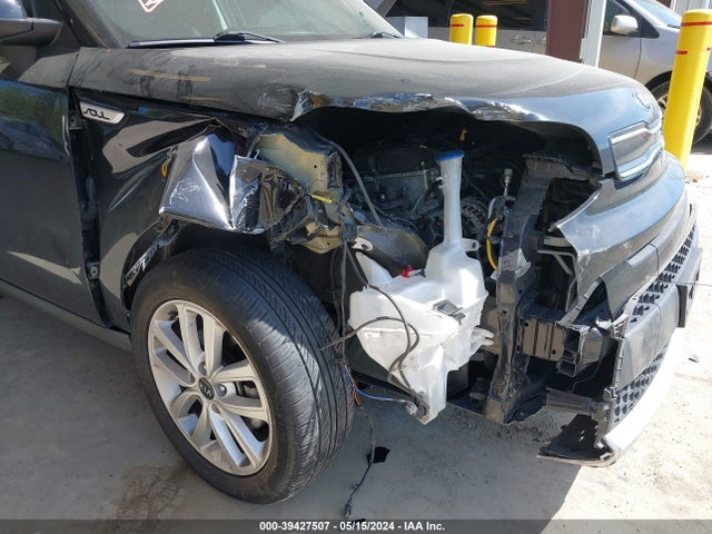 KIA SOUL + 2018 KNDJP3A57J7595112 Image 6