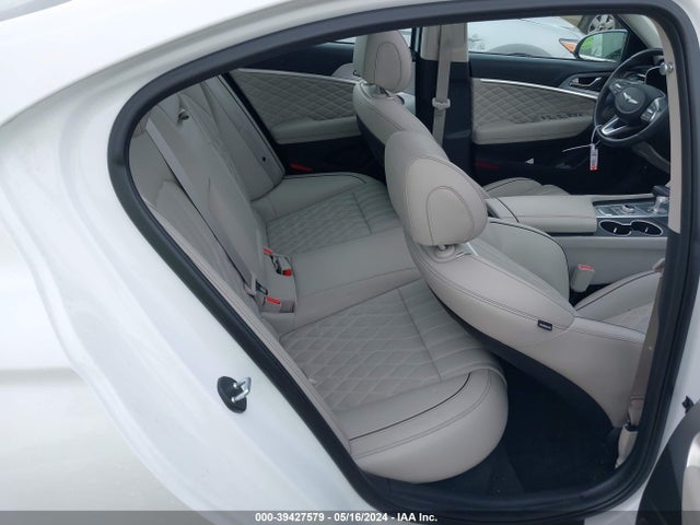 Genesis G70 2.0t Awd 2021 KMTG44LA8MU070411 Image 8