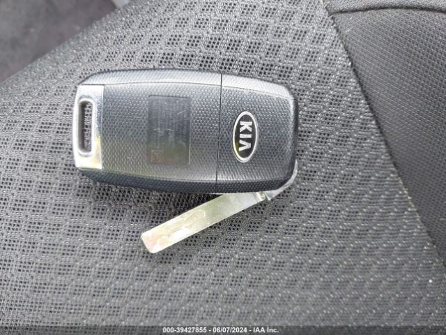 5XXGT4L38JG264814 KIA Optima Lx