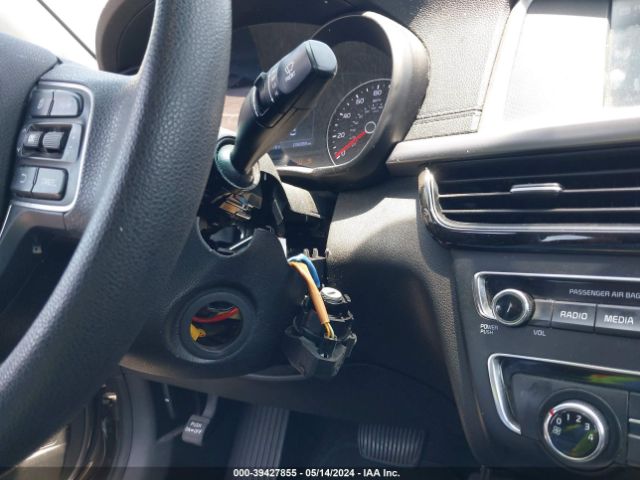 5XXGT4L38JG264814 KIA Optima Lx