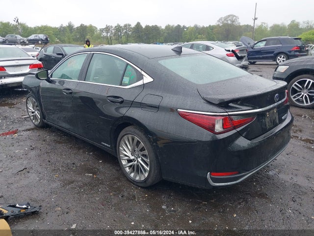 58AB21B12KU001424 Lexus Es 300h Luxury