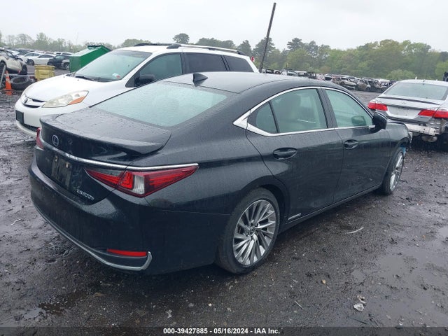 58AB21B12KU001424 Lexus Es 300h Luxury