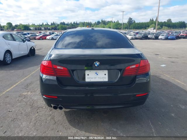 WBA5A5C5XFD520180 BMW 528I