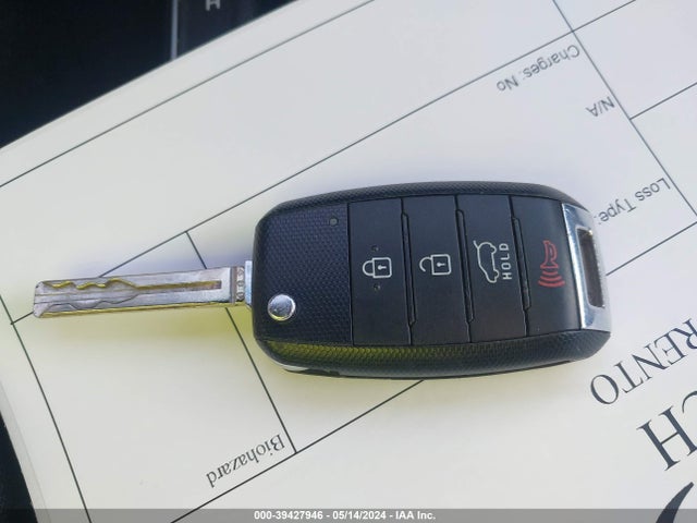 KIA SORENTO LX 2014 5XYKTCA69EG530635 Image 11