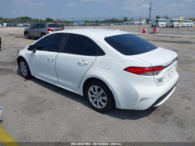 Toyota COROLLA LE 2021 5YFEPMAE4MP151521 Image 3