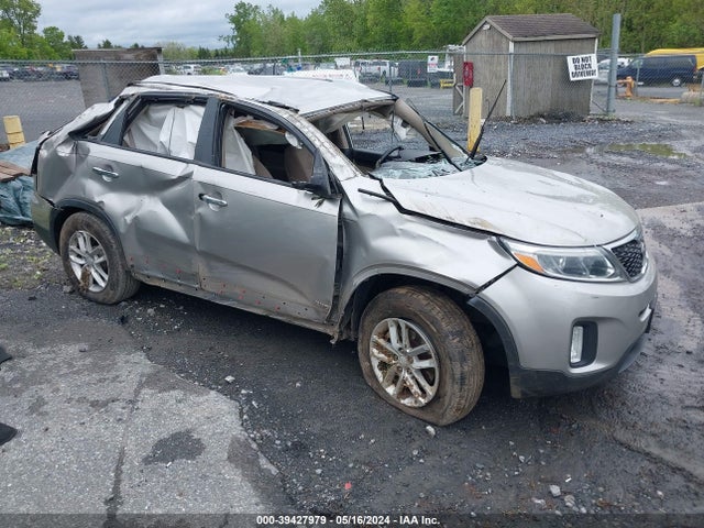 KIA SORENTO LX 2015 5XYKTCA62FG549741 Image 1