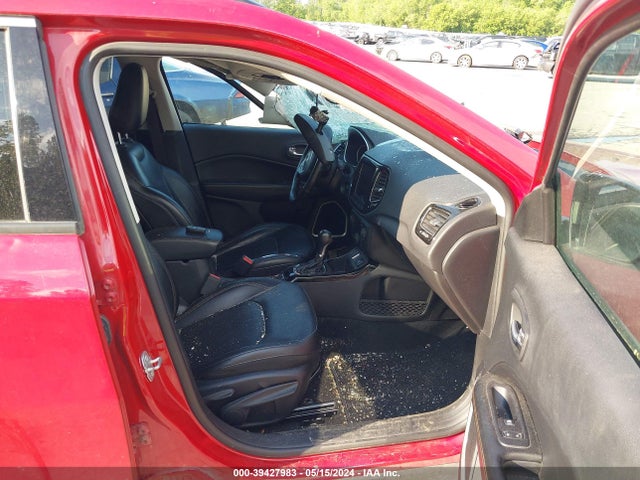 3C4NJCCBXKT660084 Jeep Compass Limited Fwd