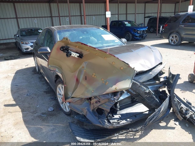 Toyota CAMRY LE 2019 4T1B11HK4KU181080 головне зображення
