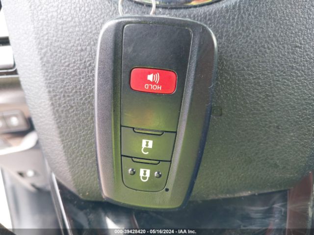 JTDL9MFU9M3027805 Toyota Prius Le Awd-e