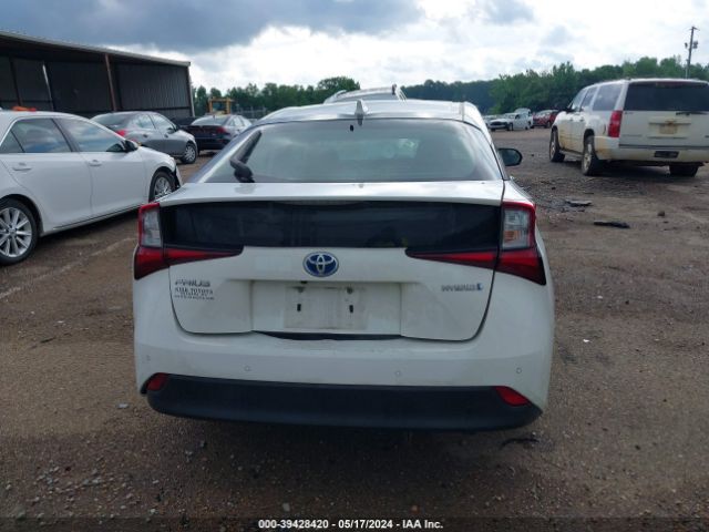 JTDL9MFU9M3027805 Toyota Prius Le Awd-e