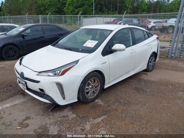 JTDL9MFU9M3027805 Toyota Prius Le Awd-e