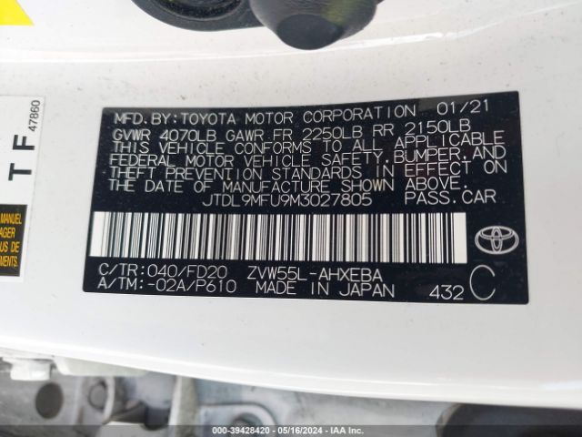 JTDL9MFU9M3027805 Toyota Prius Le Awd-e