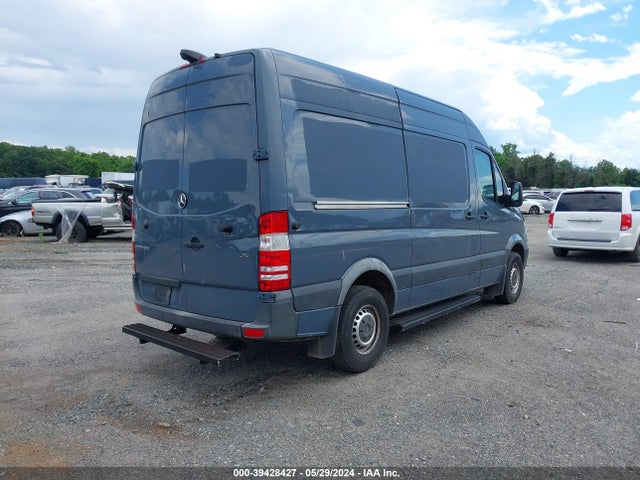 WD3PE7CD4JP630291 Mercedes-Benz Sprinter 2500 Standard Roof V6