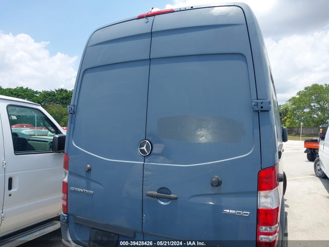 WD3PE7CD9JP632991 Mercedes-Benz Sprinter 2500 Standard Roof V6