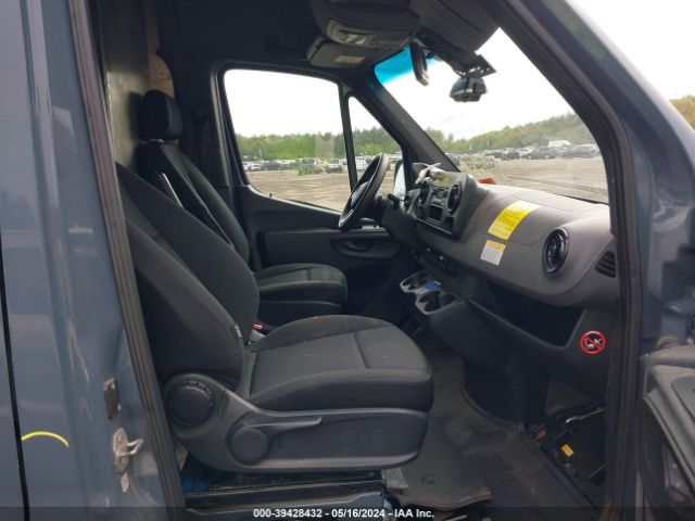WD4PF1CD6KP111220 Mercedes-Benz Sprinter 2500 High Roof V6