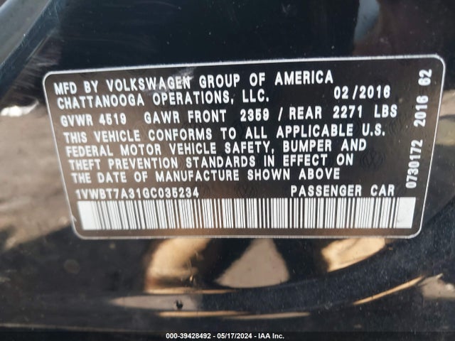 1VWBT7A31GC035234 Volkswagen Passat 1.8t Se