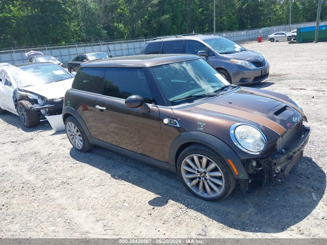 2010 MINI COOPER S WMWMF7C58ATW89587 Photo 0