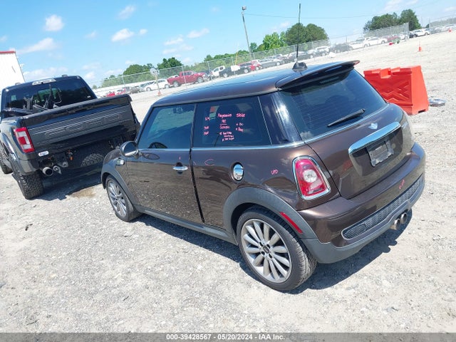 2010 MINI COOPER S WMWMF7C58ATW89587 Photo 2