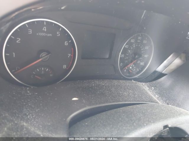 KNDEUCAA8M7141379 KIA SELTOS S
