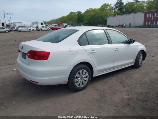 3VW2K7AJ7EM350262 Volkswagen Jetta 2.0l S