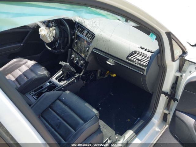 2018 VOLKSWAGEN GOLF R WVWVF7AU0JW213253 Photo 4