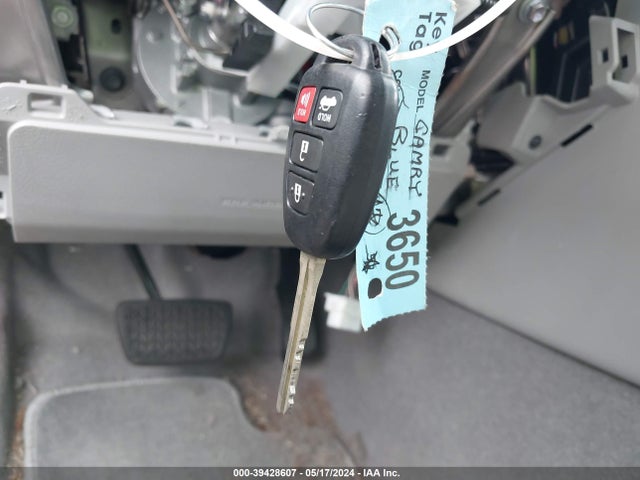 Toyota CAMRY LE 2016 4T4BF1FK1GR572642 Image 11