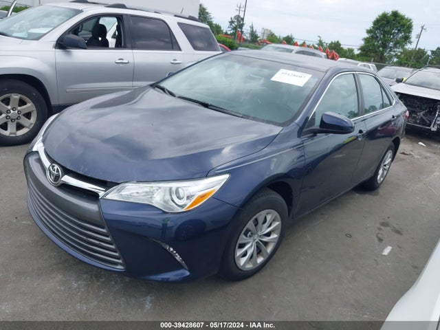 Toyota CAMRY LE 2016 4T4BF1FK1GR572642 Image 2