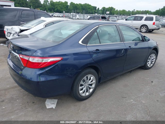Toyota CAMRY LE 2016 4T4BF1FK1GR572642 Image 4