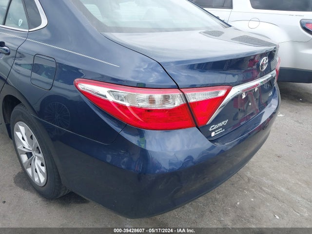 Toyota CAMRY LE 2016 4T4BF1FK1GR572642 Image 6