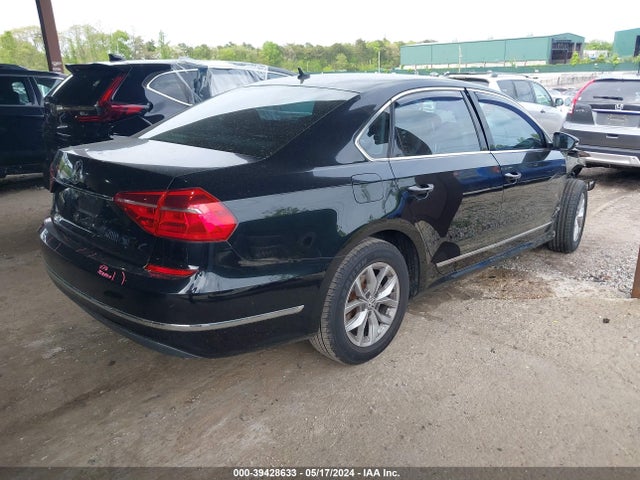 1VWAT7A37GC053930 Volkswagen Passat 1.8t S