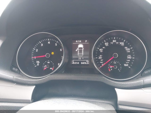 1VWAT7A37GC053930 Volkswagen Passat 1.8t S