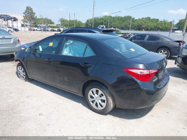 Toyota COROLLA L 2018 5YFBURHE0JP849294 Image 3